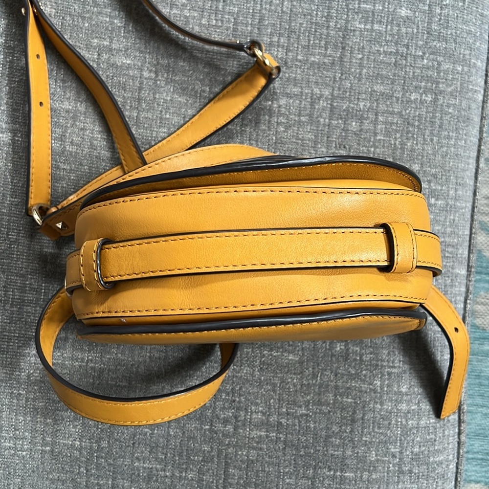 MICHAEL MICHAEL KORS Leather Saddle Crossbody - Picture 9 of 11